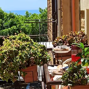 Le Quattro Stagioni Bed & Breakfast